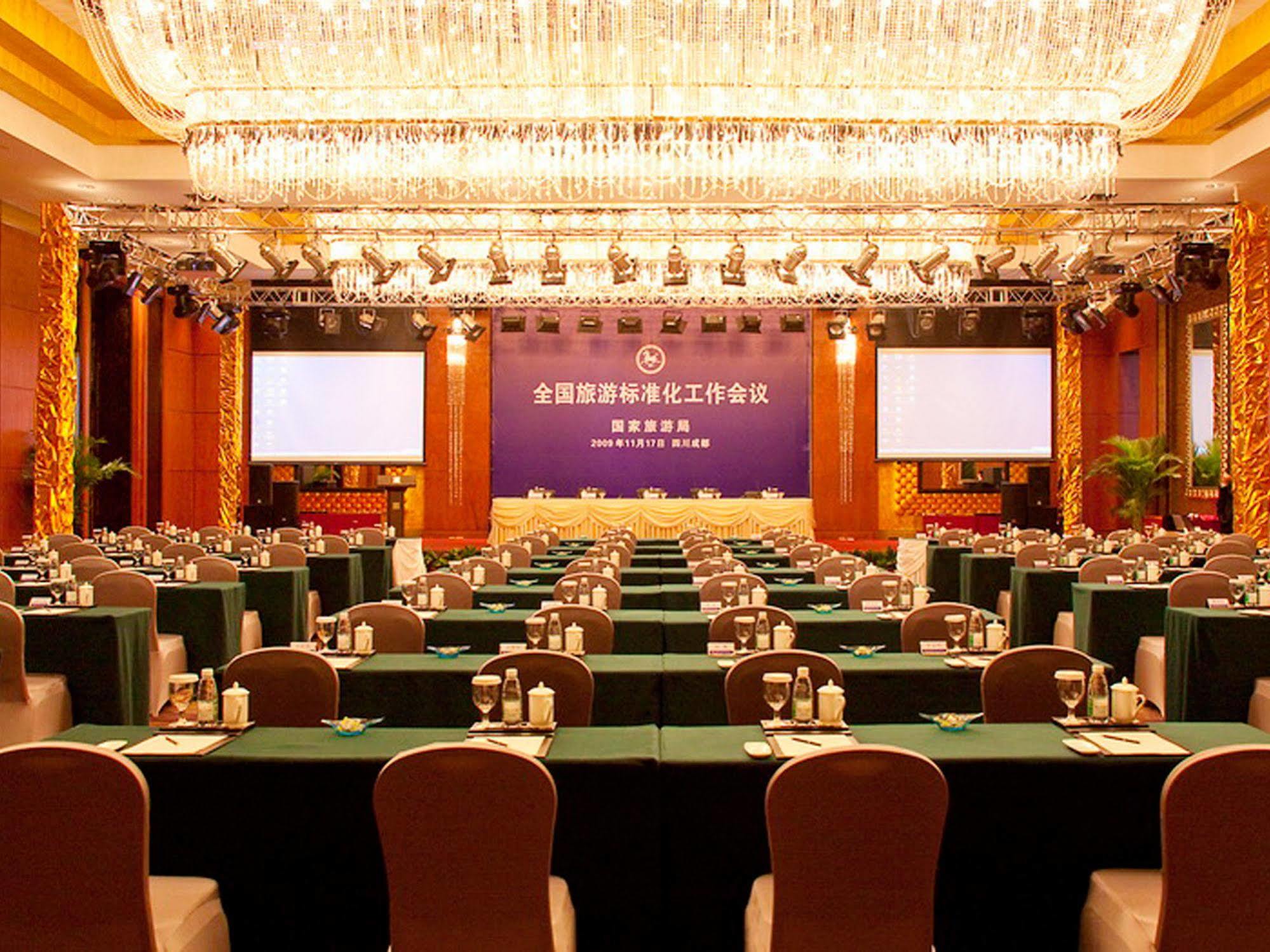 Celebrity City Hotel Chengdu Esterno foto